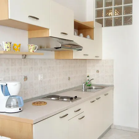 With A Parking Space Rabac, Labin - 2340 *