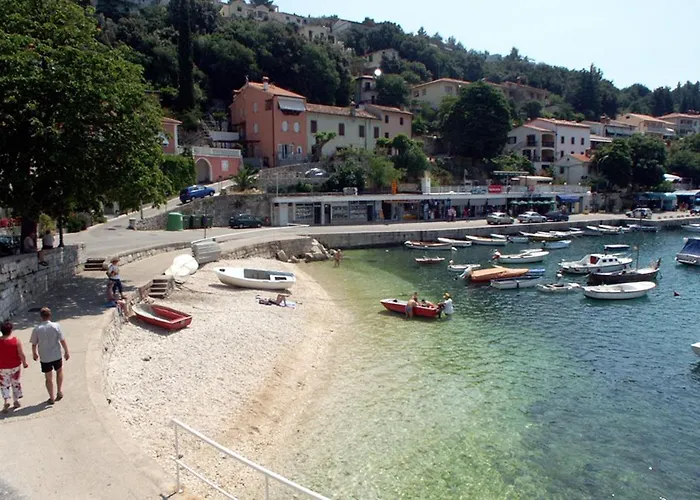 With Parking Space Rabac, Labin - 2340 Daire *