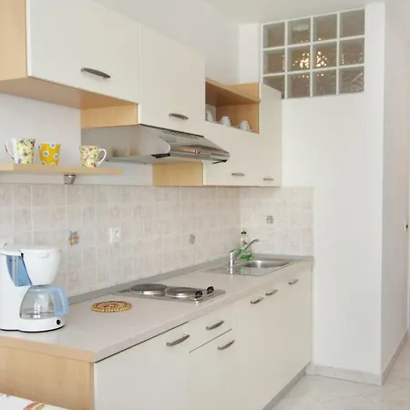 With Parking Space Rabac, Labin - 2340 شقة *